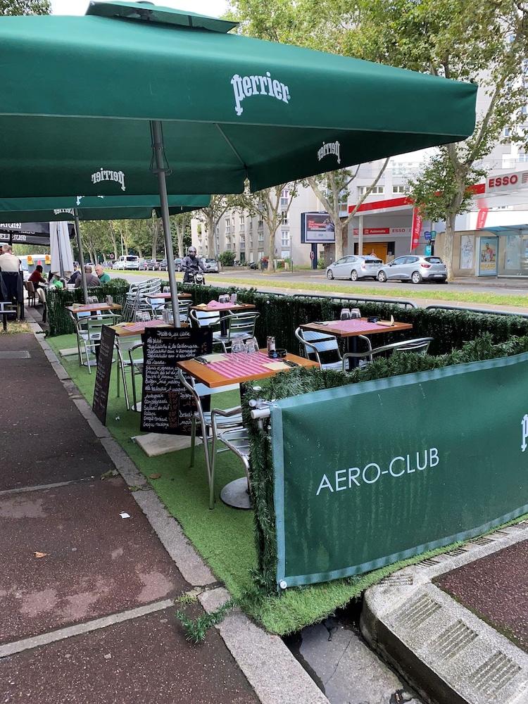 Aero Club Hotel Issy-les-Moulineaux Eksteriør billede